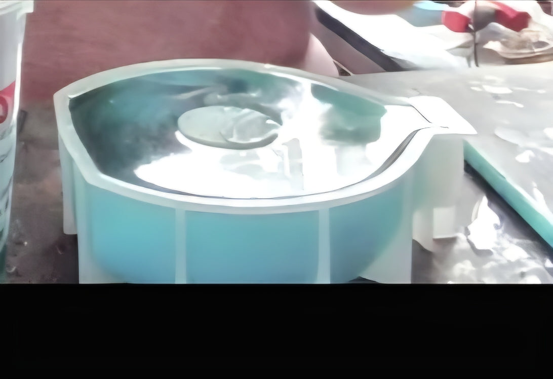 CCC #16 • Experimental Bud Vase (Final accession name pending Curio Club designation)